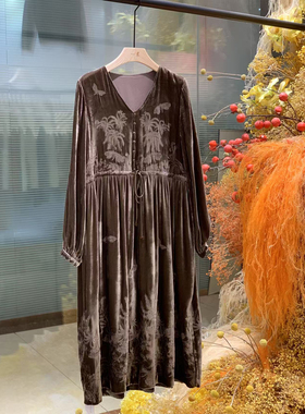 章海燕秋冬高端线 贵气V领重工刺绣100真丝丝绒连衣裙L917