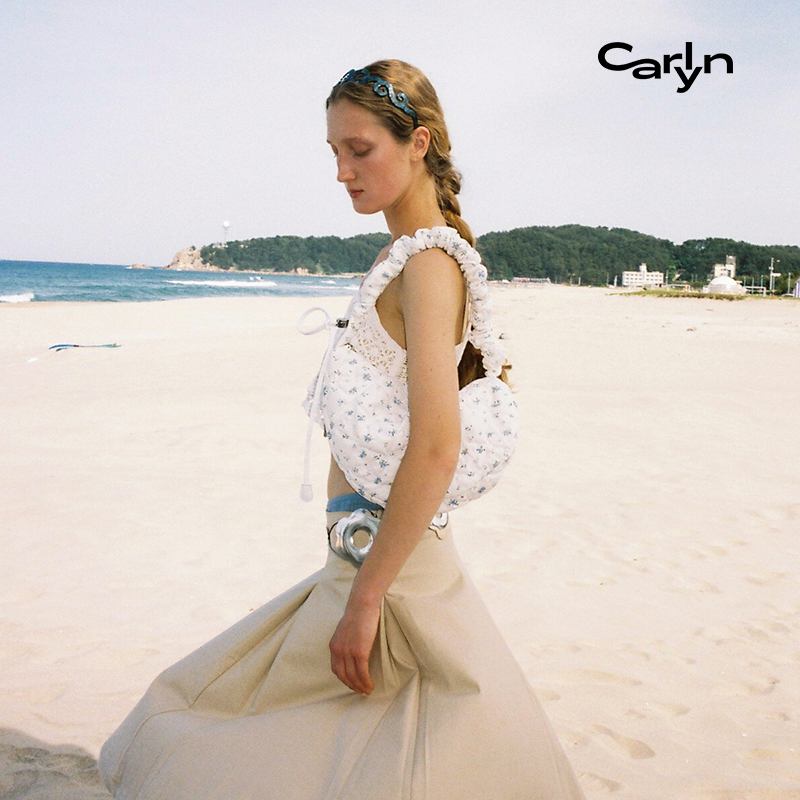 Carlyn FLOWER COZY中号韩国清新小碎花云朵饺子马鞍包单肩包