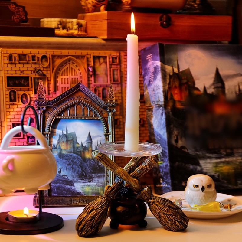哈利巫师飞天扫帚扫把水晶球摆件支架魔法坩埚魔药课礼物