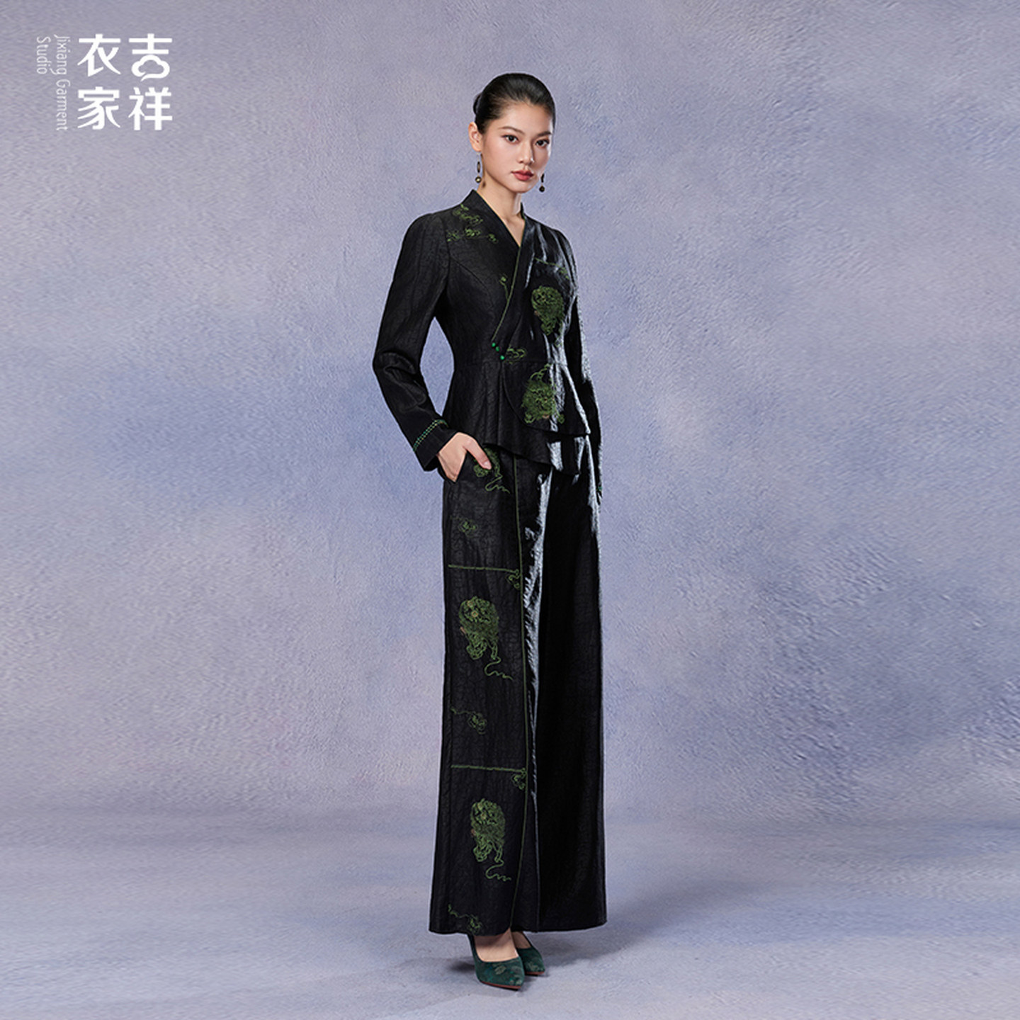 吉祥衣家云开春涧上衣图片
