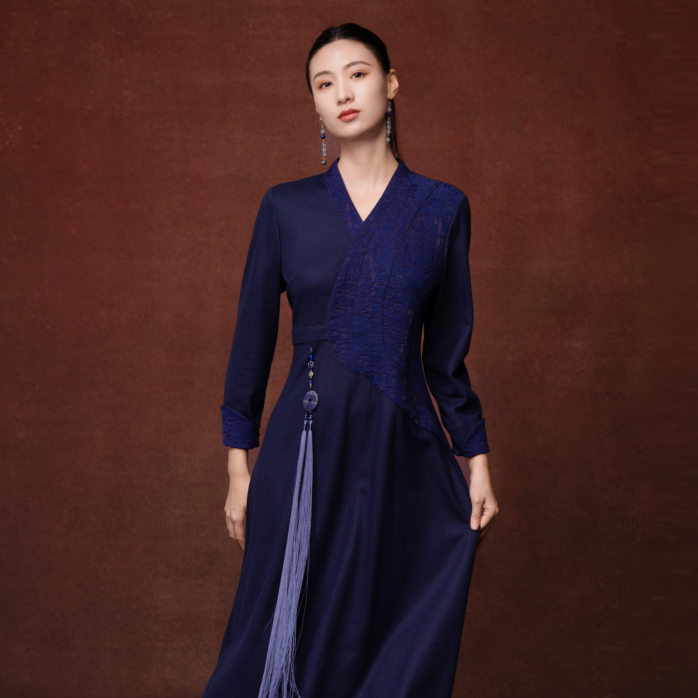 吉祥衣家新中式玄渊织光连衣裙