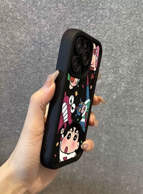 蜡笔小新适用苹果15手机壳14天眼阶梯13硅胶iPhone12保护软套11全包xr防摔pro男Xs女款max新品6s78plus卡通se