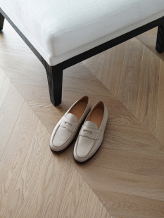 雅生AXEN奶油色低饱和老钱风便士乐福penny loafer皮底Lopez同款