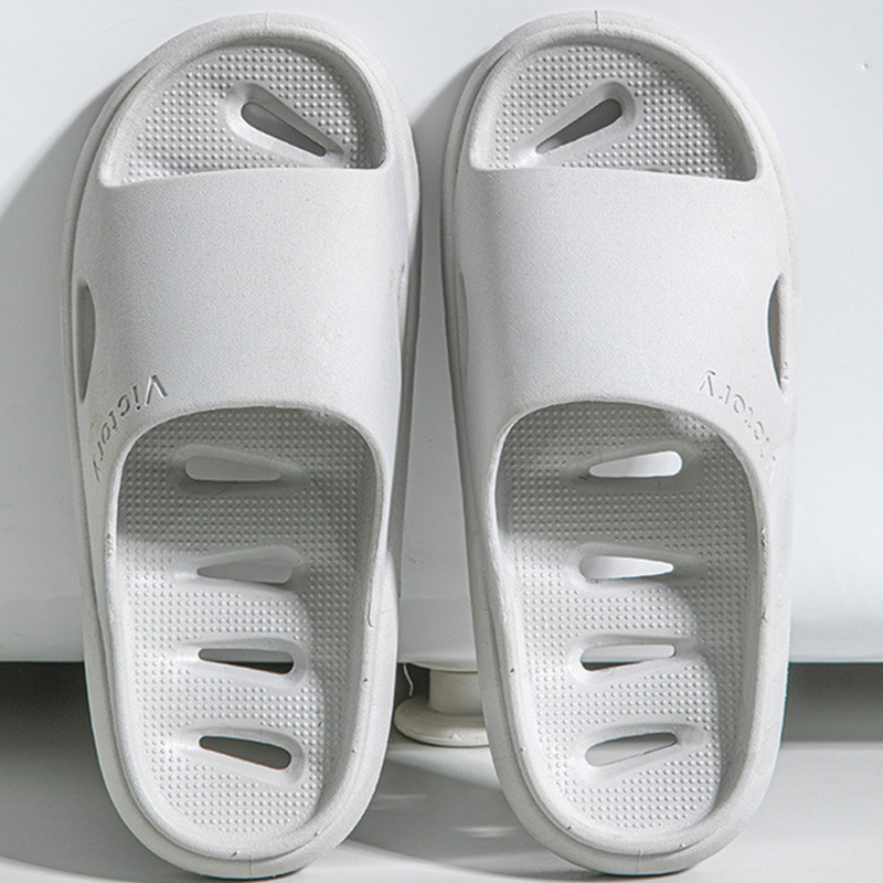 2024新款漏水拖鞋男士夏季室内家用洗澡速干镂空酒店防滑情侣凉拖