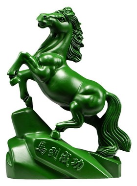 绿色木马摆件马到成功饰品工艺品木马摆件家居实木质雕刻桌面装饰