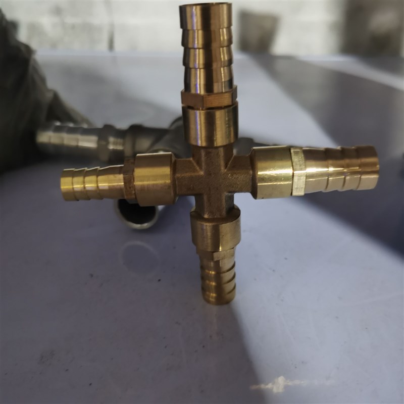 不锈钢四通宝塔十型四通变径插软管接头6-8-10-12-14-16-19-20-2