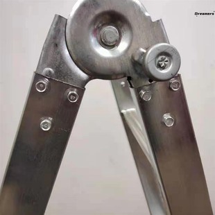 。包邮家用人字梯折叠工程梯室内装修阁楼梯镀锌铁方管