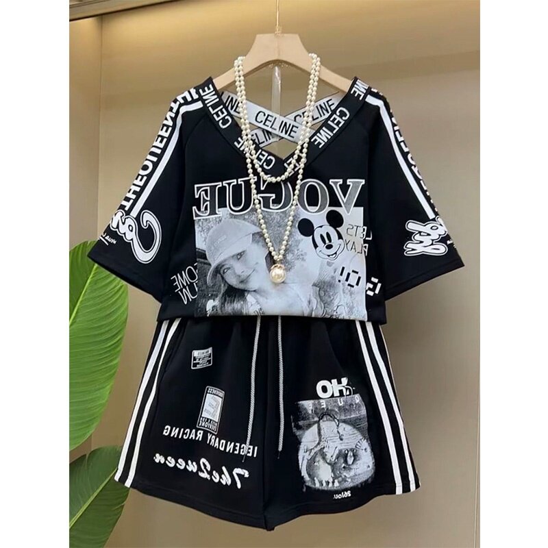 2025夏季流行搭配大码男女卡通设计减龄好看V领短袖上衣短裤套装,男装,休闲运动套装,淘宝优惠券,粉丝福利购,淘宝优惠卷