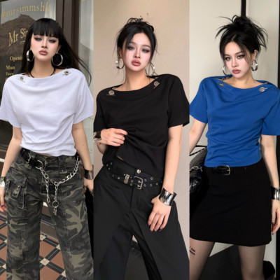 Blackgirl夏季百搭T恤领口设计