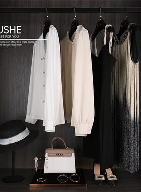 新元素 全屋定制展厅软装样板房衣帽间衣柜衣服黑色系软装摆件