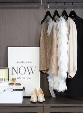 样板间衣服包包摆件女士衣帽间组合套装现代简约家居展厅衣柜软装