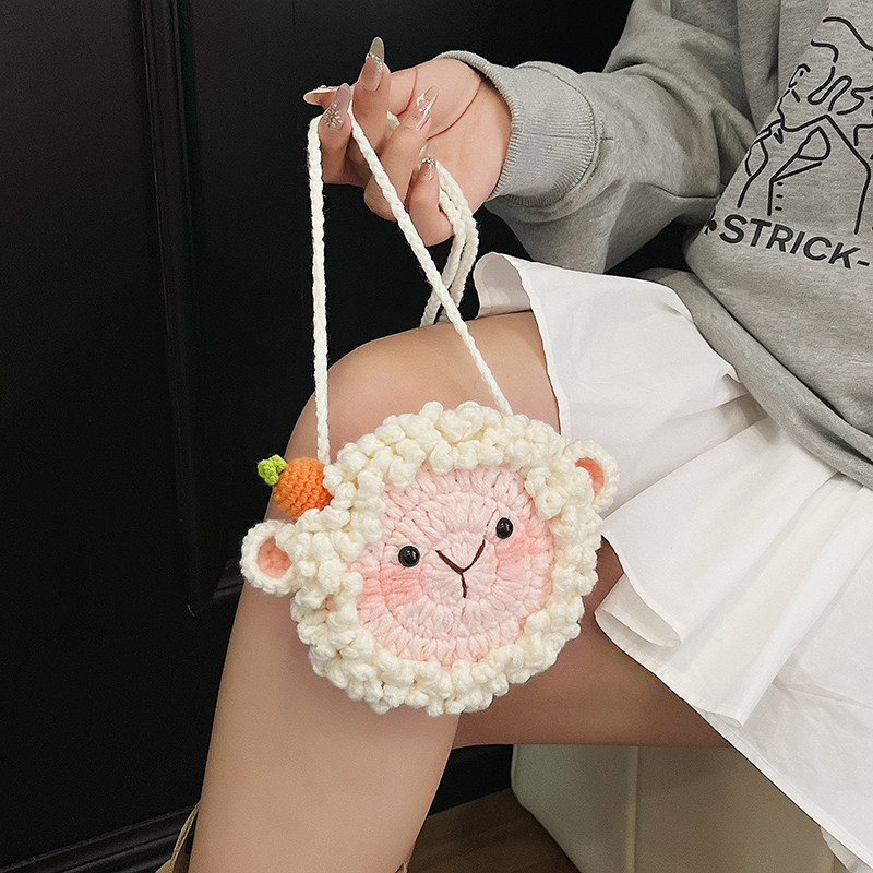 可爱小羊毛绒包包女2025新款秋冬单肩斜挎包大容量通勤手提水桶包