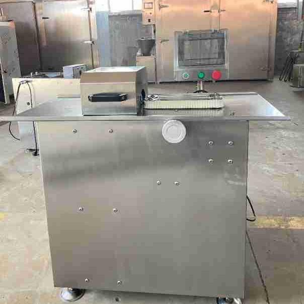 芸霖全自动香肠腊肠肉肠扎线机商用香肠分段机红肠不锈钢扎线机