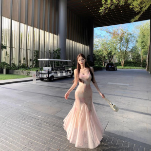 收腰修身 法式 海边度假修身 新款 吊带连衣裙 粉色碎花网纱连衣裙夏季