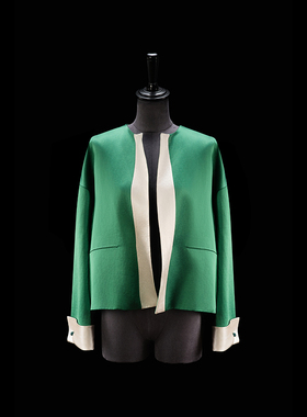 门里门外绿色醋酸斜纹单面缎外套BR24QW0693A