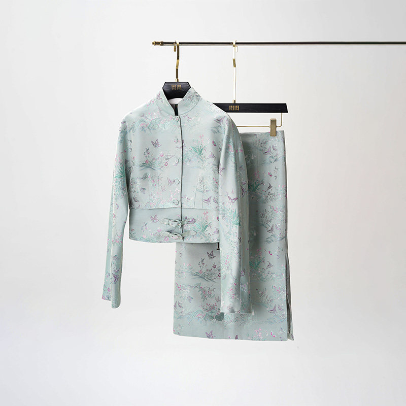 灰绿蝶恋花宋锦上衣BR24QS0295B灰绿百蝶螺钿宋锦半裙BV24XB0161U