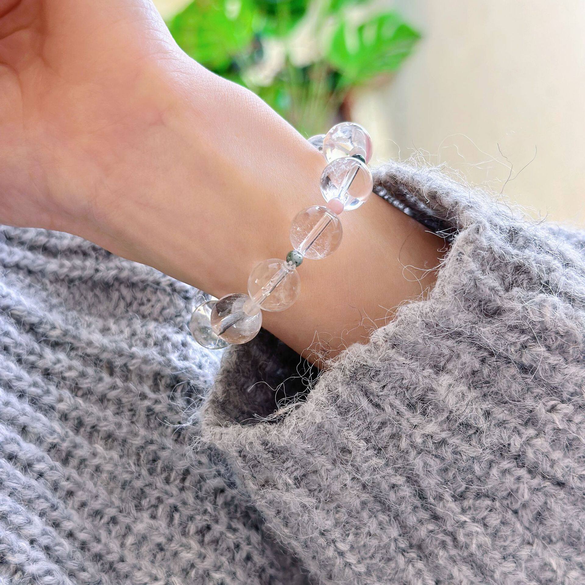 日本品质天然白水晶手串高净简约大颗搭配彩虹碧玺轻奢风手链送闺