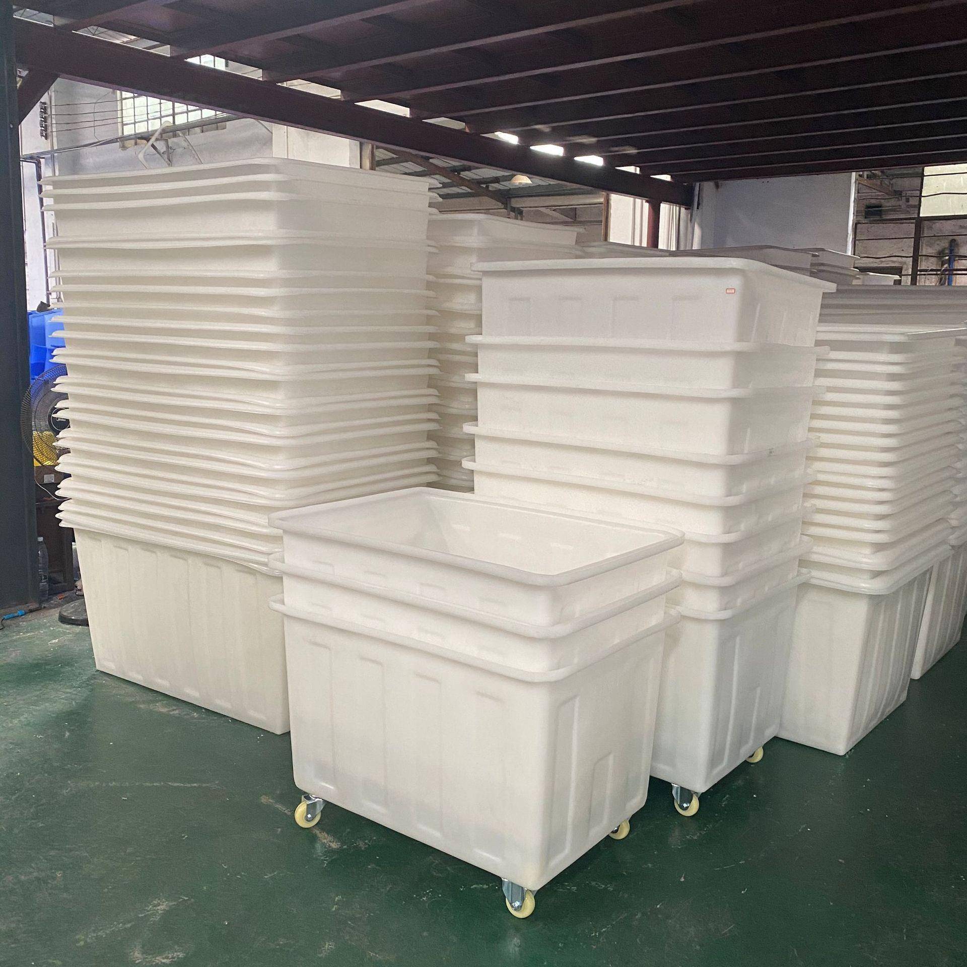 家用养鱼水产方箱 300L方桶滚塑塑料水箱 pe大容量储水箱