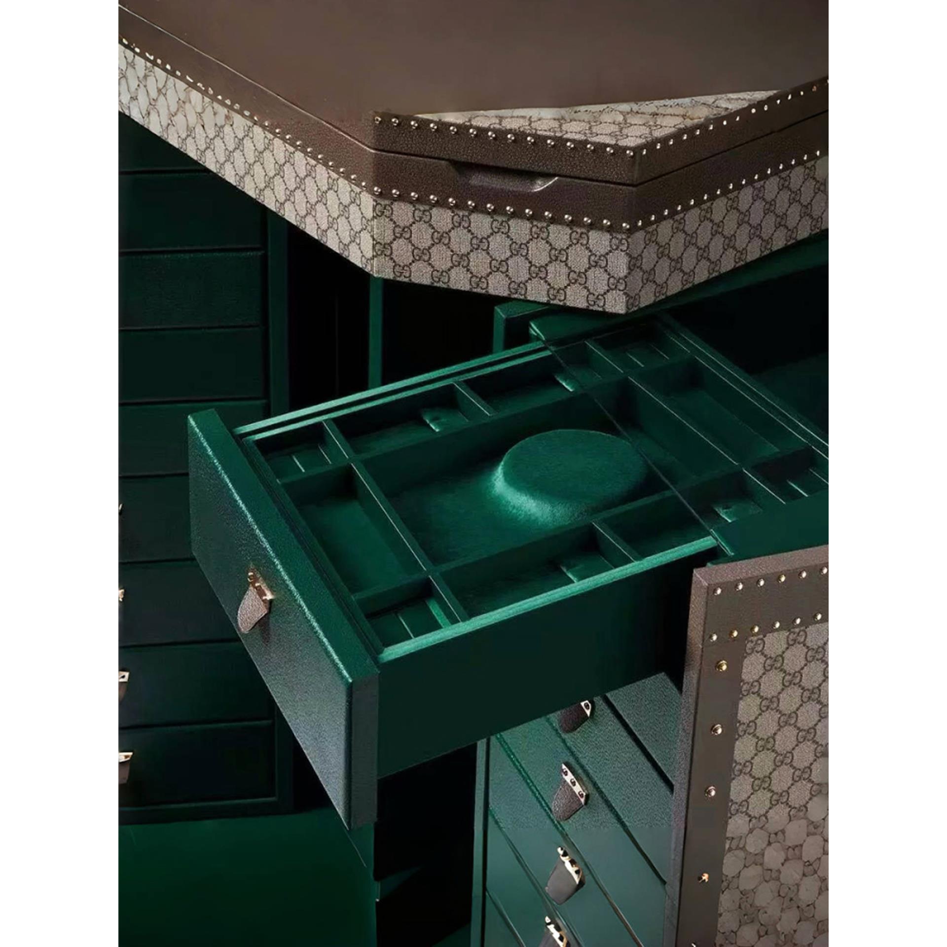 意大利珠宝柜家用落地实木储物柜配有镜面光豪华高端豪华设计师珠