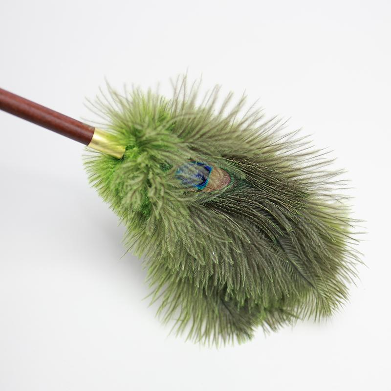 孔雀鸵鸟羽毛掸家用除尘缝隙清洁神器摆件防静电不掉毛胡桃木手柄