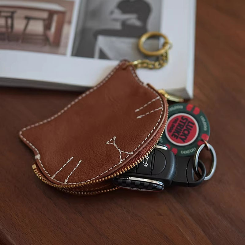 新款手工复古猫咪零钱包女植鞣牛皮柔软可爱小巧硬币银行卡包挂件