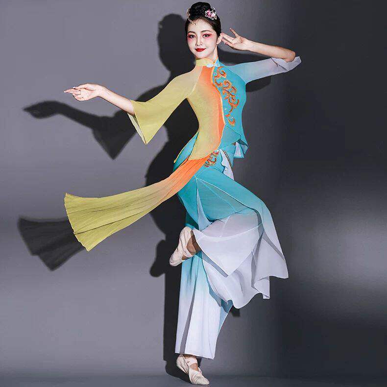胶州秧歌演出服女成人2026新款在希望的田野上古典舞蹈服装中国风