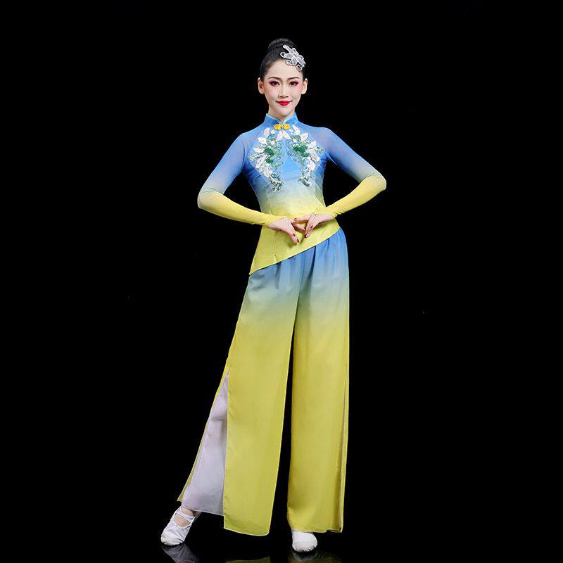 女子巧鼓飘逸同款中国新款古典舞蹈演出服扇子舞胶州秧歌服装套装