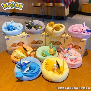 正版宝可梦伊布睡姿摆件系列盲盒水伊布玩偶扭蛋仙子伊布摆件手办