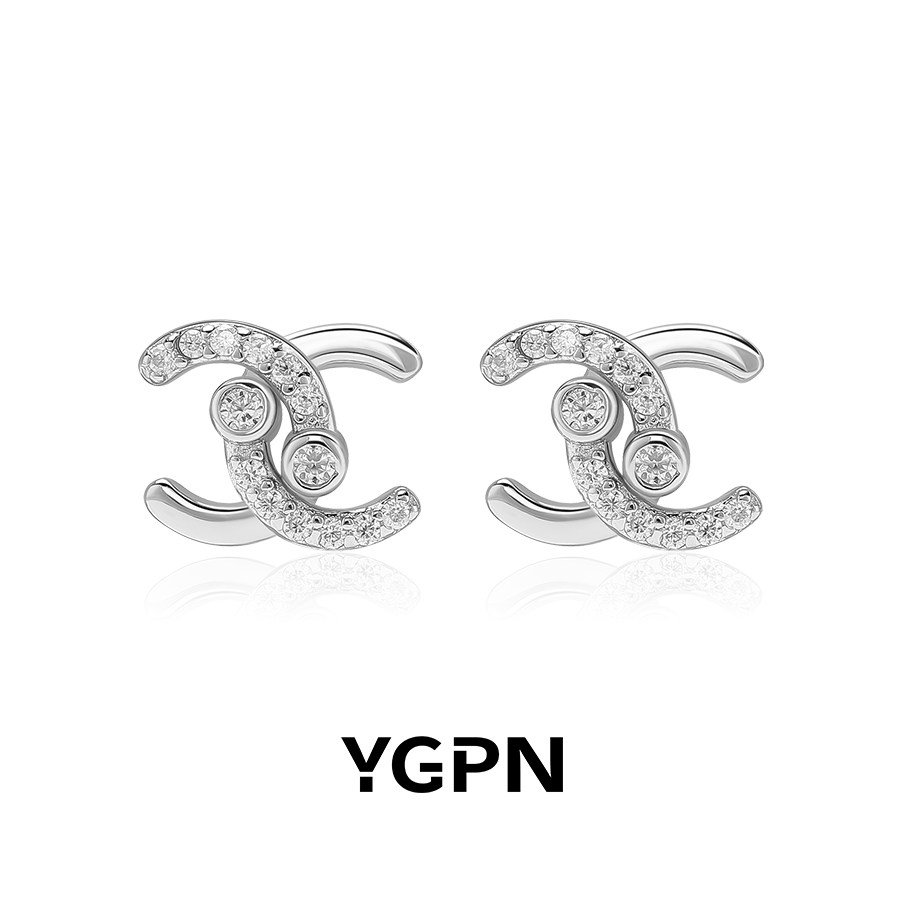 YGPN原创小香耳钉女莫桑石2025新款爆款高级小众设计轻奢气质耳饰