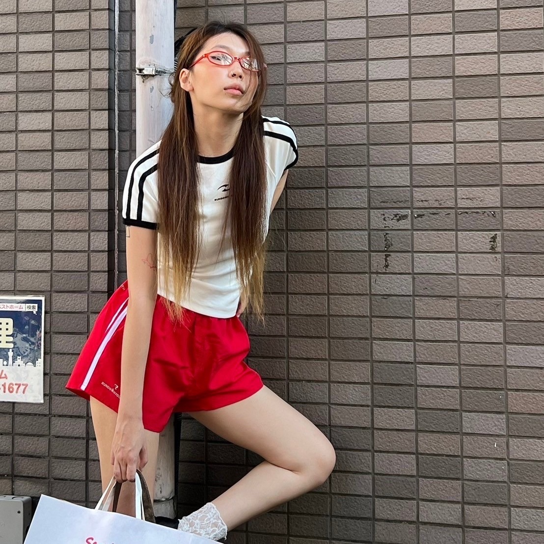 AHRTB原创设计师女装2025夏季新款撞色线条辣妹松紧腰休闲短裤