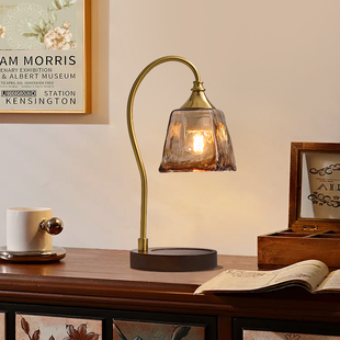 新款法式复古充电台灯客厅卧室床头灯中古高颜值轻奢高级感氛围灯