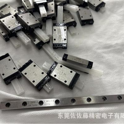 IKO直线导轨滑块LWL5BLWLC5BLWL7BLWLG7BLWLC7BLWL9BLWLG9B
