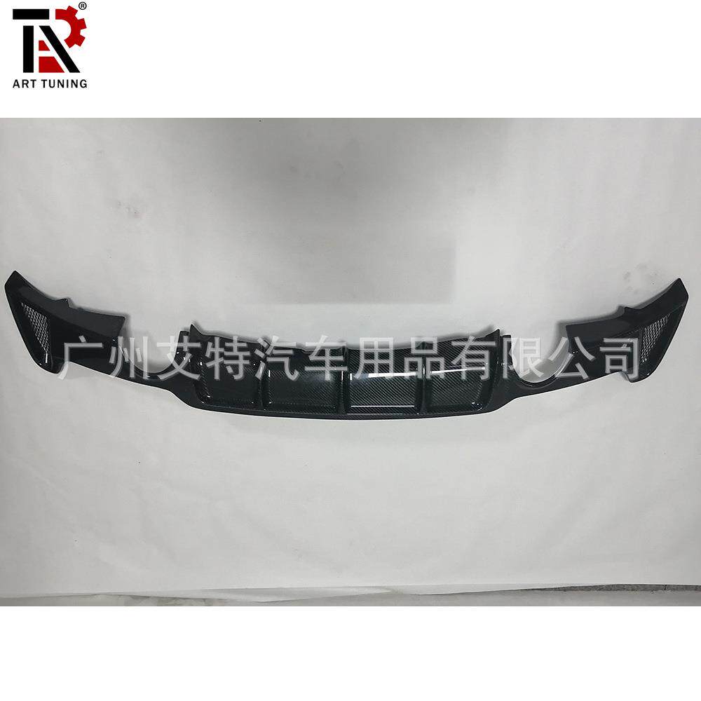 适用于宝马4系F32F33F36改装碳纤维MP款后唇单边双出，四出，