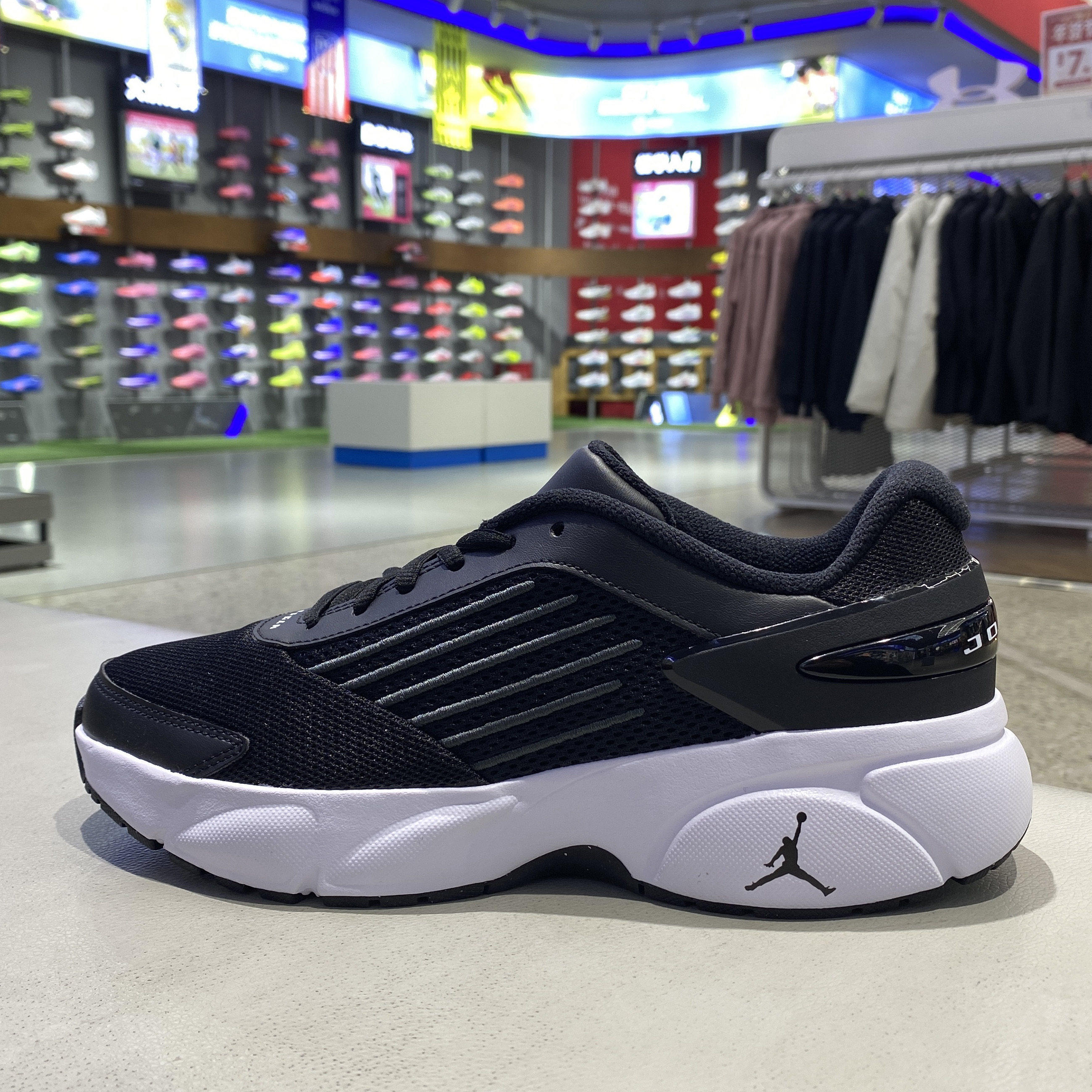 Jordan飞人正品男鞋2026春新款Trunner Flow运动篮球鞋IO2091-003