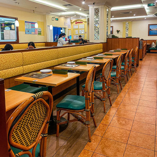 萨莉亚同款意式西餐厅桌椅咖啡厅餐饮快餐面馆饭店商用桌椅组合