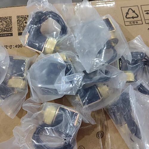 议价ERIE电磁阀2W13X-0102-002W13X-0101-002W13X-0103-00