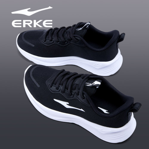 鸿星尔克运动鞋女鞋2026新款中年妈妈母亲软底黑色网面透气跑步鞋