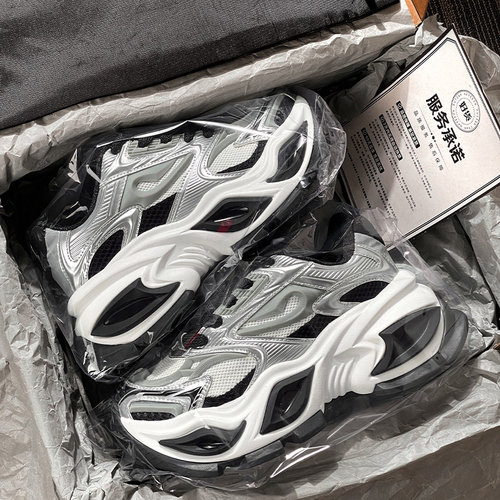 汪苏泷同款猫眼异瞳老爹鞋男