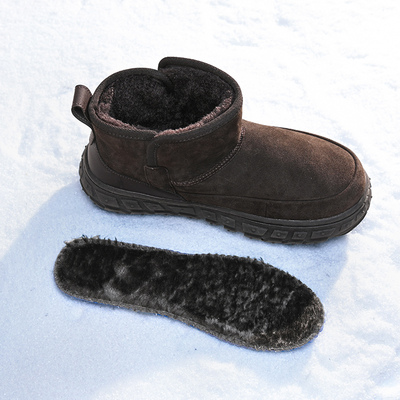 防滑雪地靴男冬季皮毛一体轮胎底