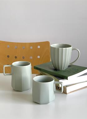 On the table - 出口哑光几何绿色陶瓷马克杯 水杯 拿铁咖啡杯