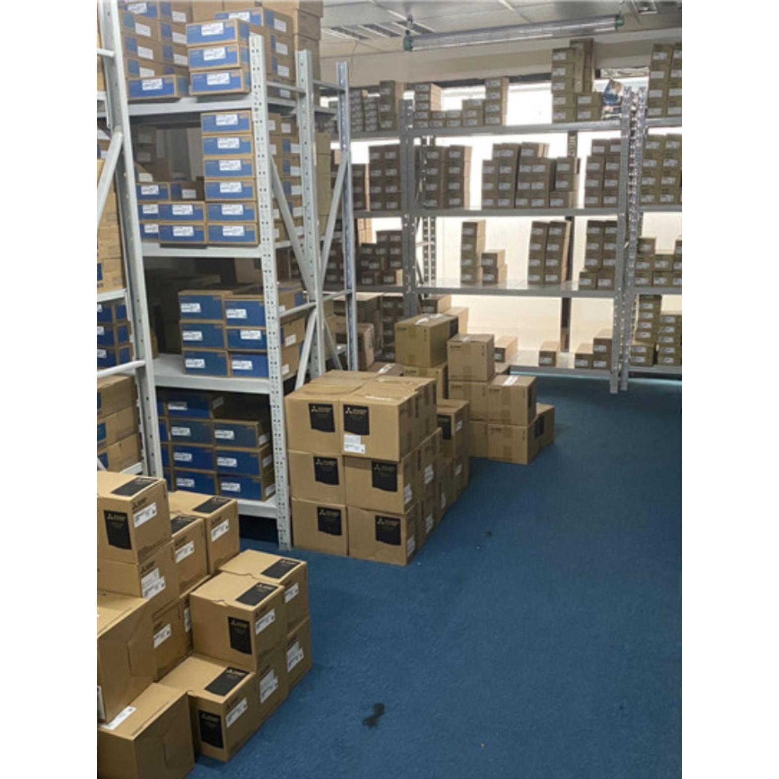 三菱模拟量模块Q64AD Q64AD2DA Q68ADV/ADI/DAVN/DAIN Q62DAN/HLC