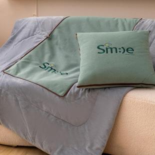 加厚水绒抱F97H8M66枕晶被子两用二合一休靠枕头被汽车枕办午公室