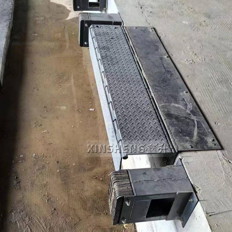 厂家直销台边登车桥8吨固定式调节板手动卸货搭板机械船坞调平器