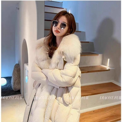 狐狸冬季女中羽绒服毛领新款收腰长款中长款2025鹅绒外套加厚