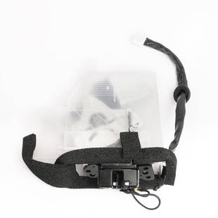 汽配适用于Toyota2003 2009尾门锁