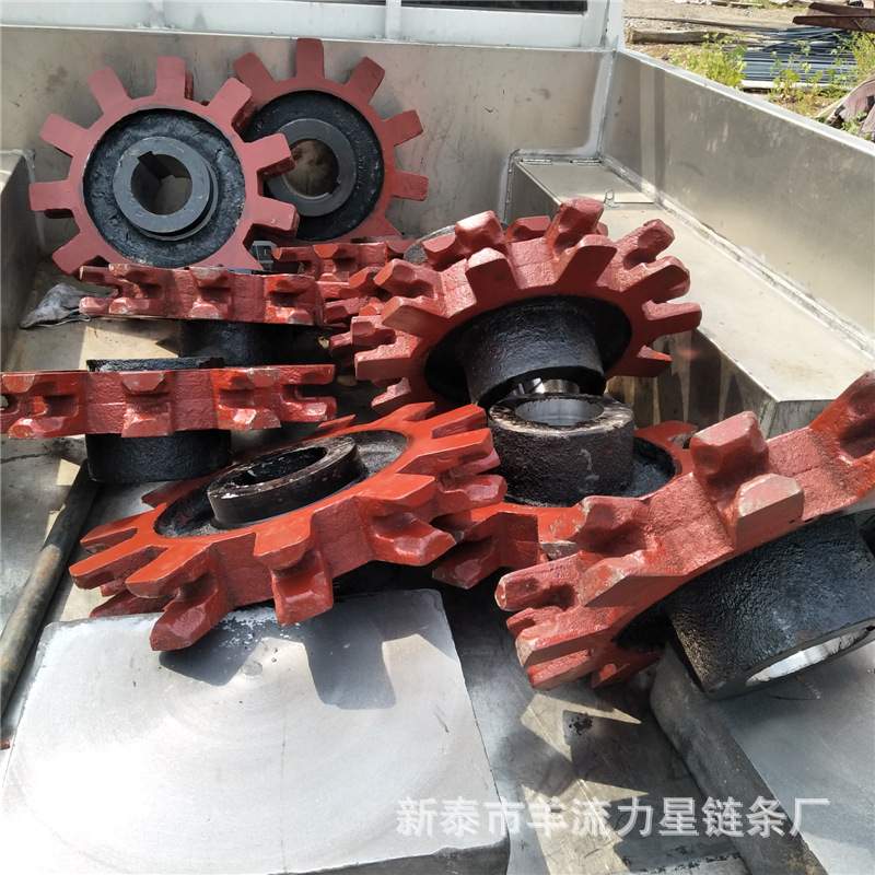 斗提机链轮现货山东 捞渣机齿轮锅炉除渣捞渣机传动链轮
