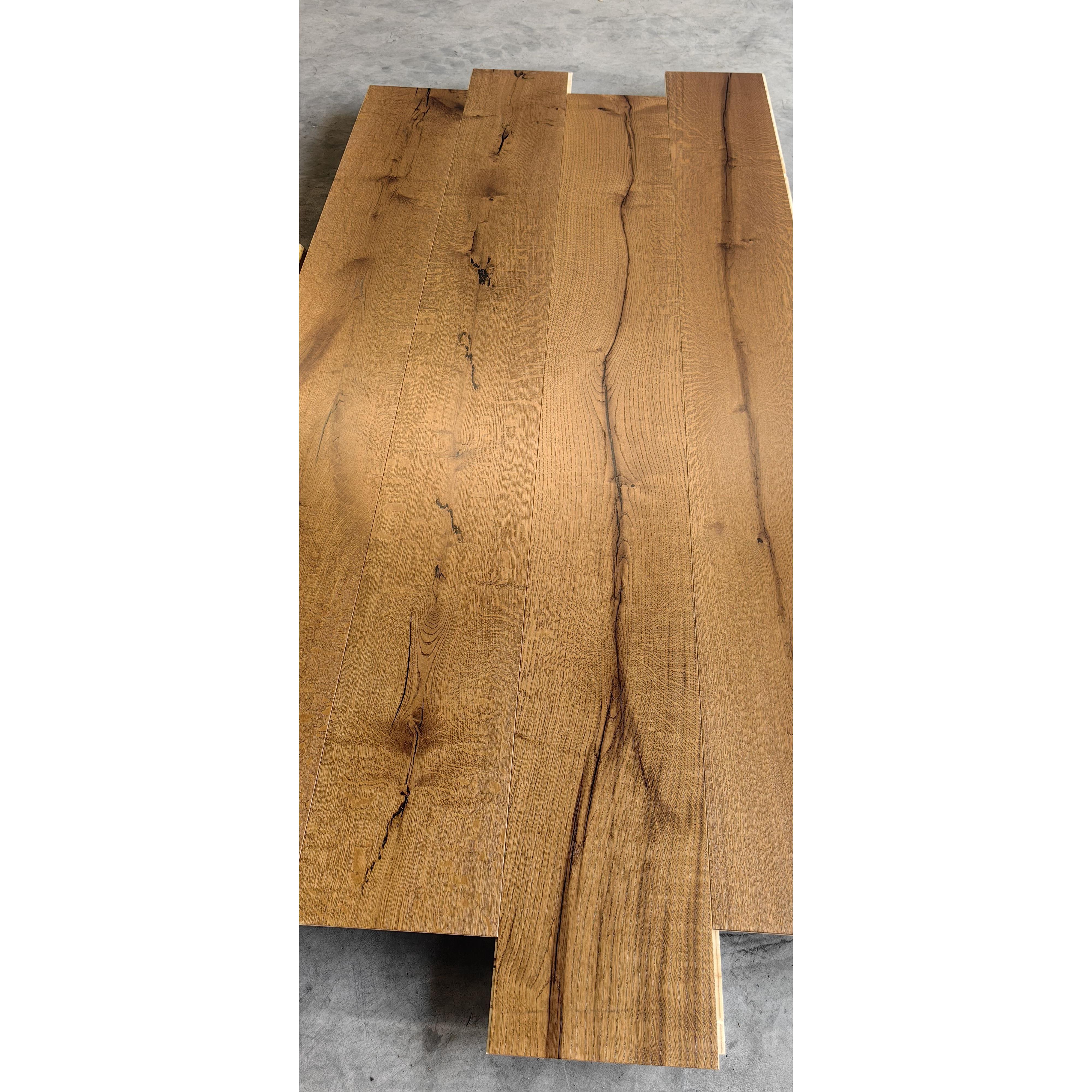 橡木实木纯三层锁扣地板 表皮四毫米欧洲白橡252mm宽大板