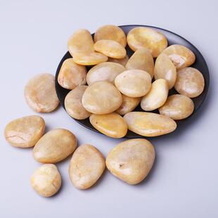 黄色抛鹅卵石厂家水垫底鱼缸造景池亮光光雨花965铺路石石头