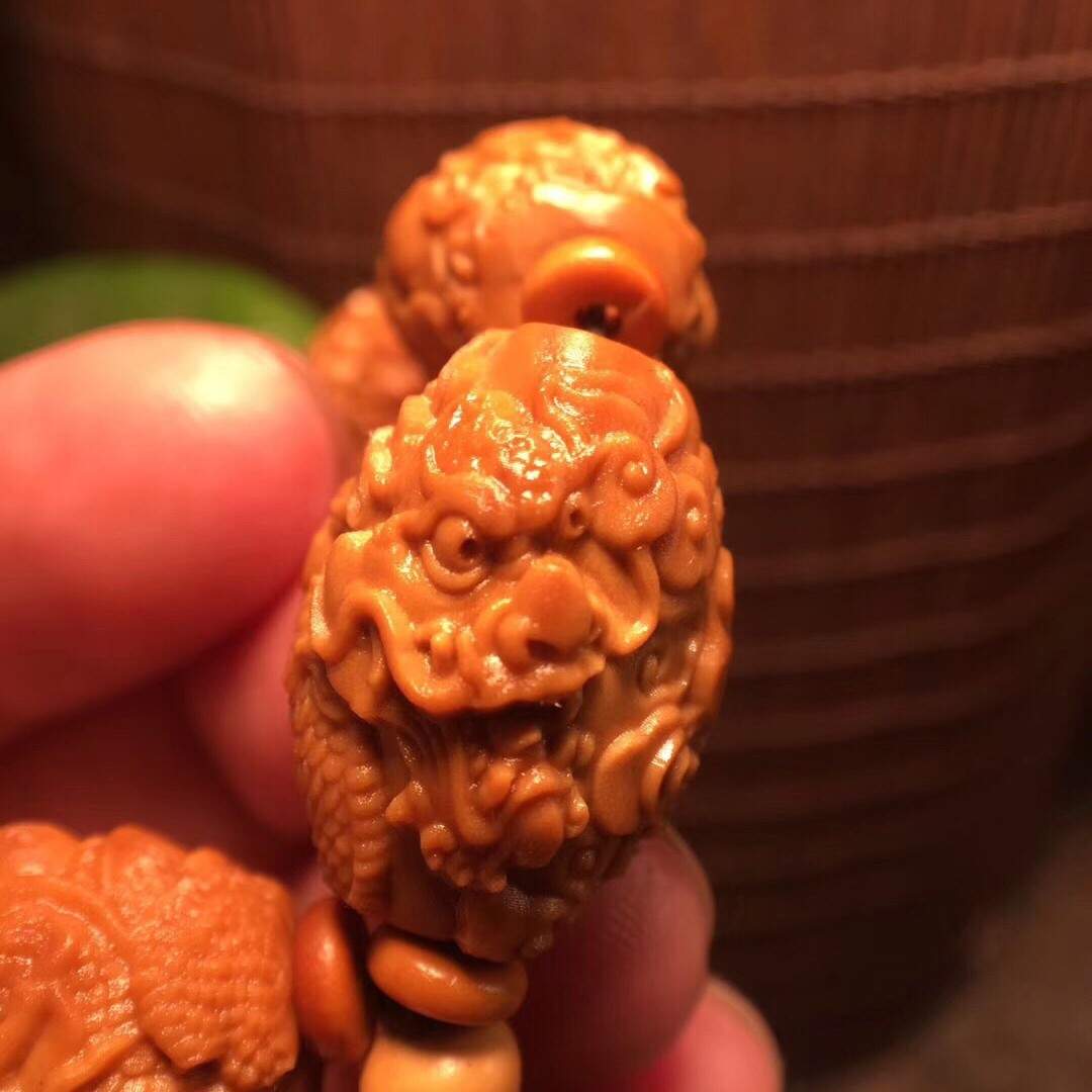 橄榄核雕刻霸气龙关公1.7x2.2cm包邮量大价优现货直销