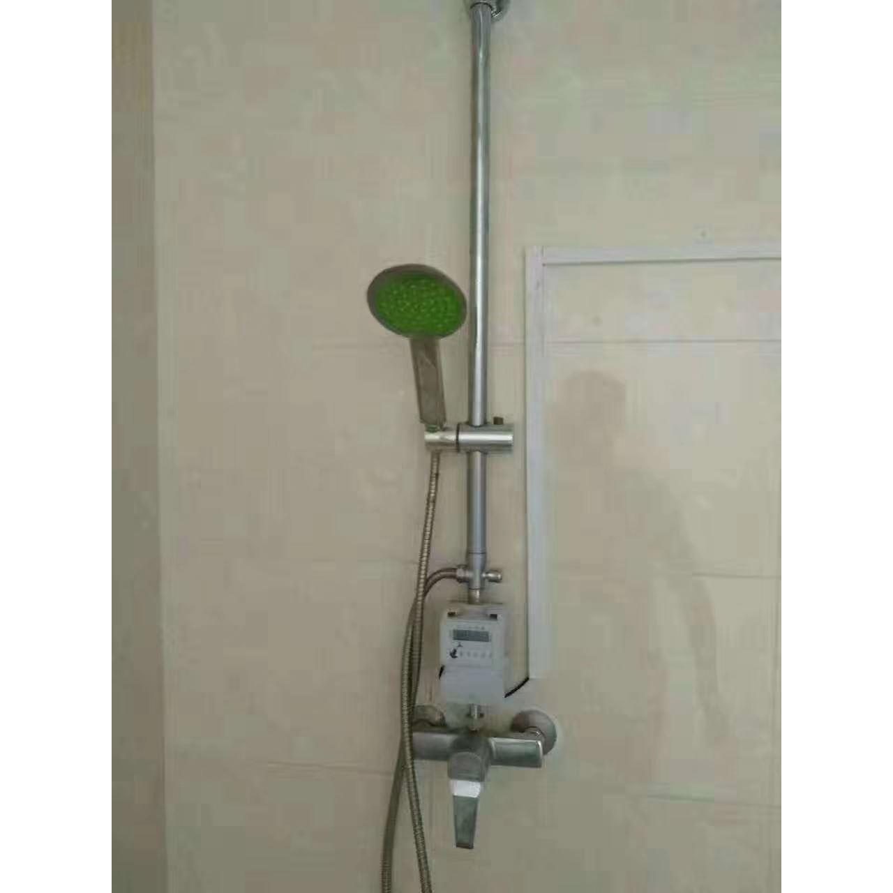 智能取水控水器一表多卡水表IC卡水控机学校公共浴室插卡水龙头